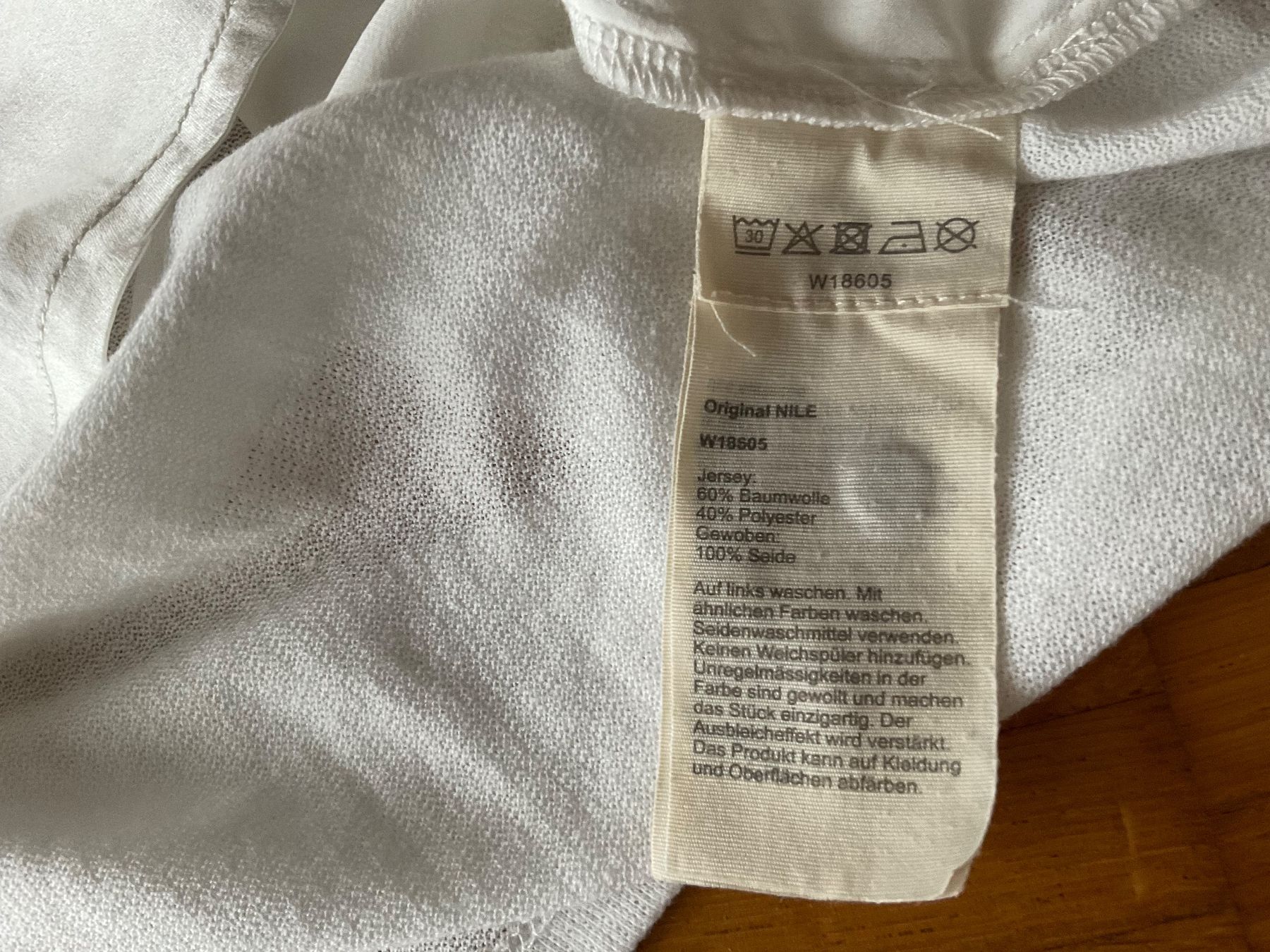 Nile Tuniche: NILE  Tunika/ Shirt mit Seide Gr.S – Usato da Weiningen ZH venduto da moon-55 3
