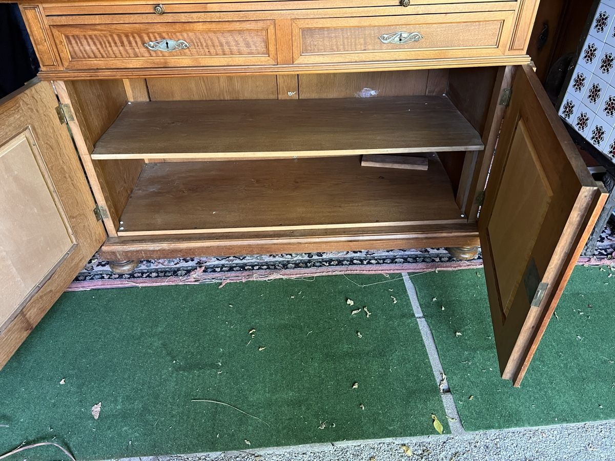 Büffets: Antike Buffet /Schrank (212) – Gebraucht aus Glattfelden von maa_qcj8 5