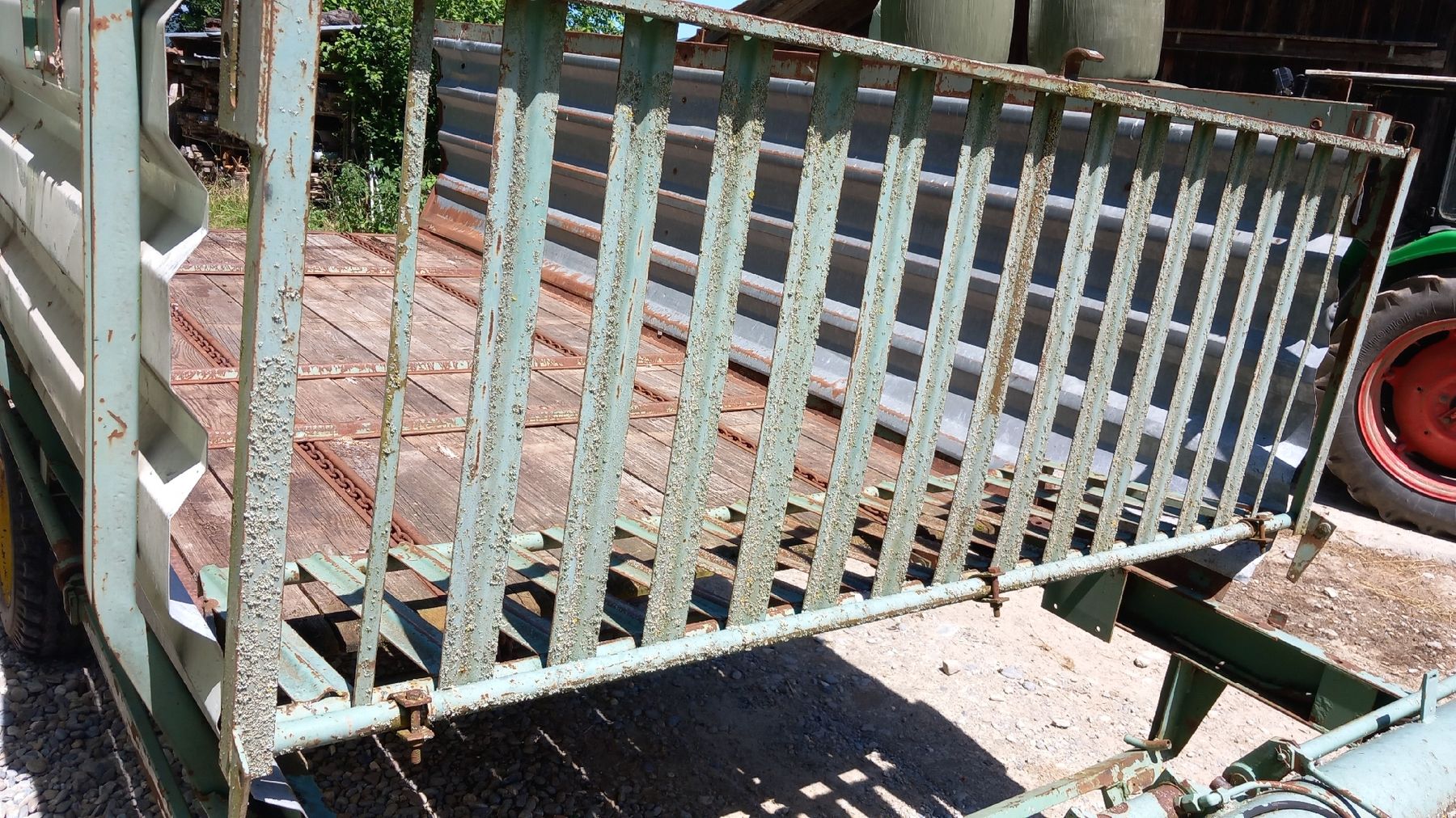 Rimorchi: Ex Agrar Ladewagen – Usato da Burgistein venduto da pender 1