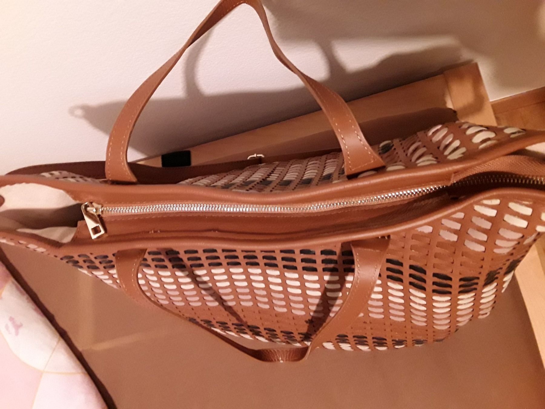 Borse da donna: Tasche leder – Usato da Brugg AG venduto da Ljubinka0410 1