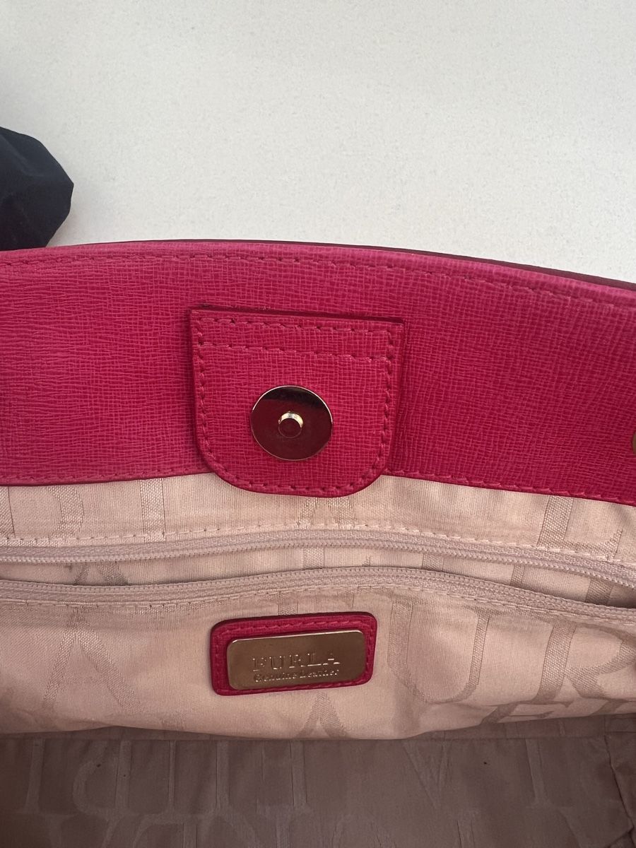 Furla Sacs femmes: FURLA – D'occasion à Cureglia par dan_q2h6 2