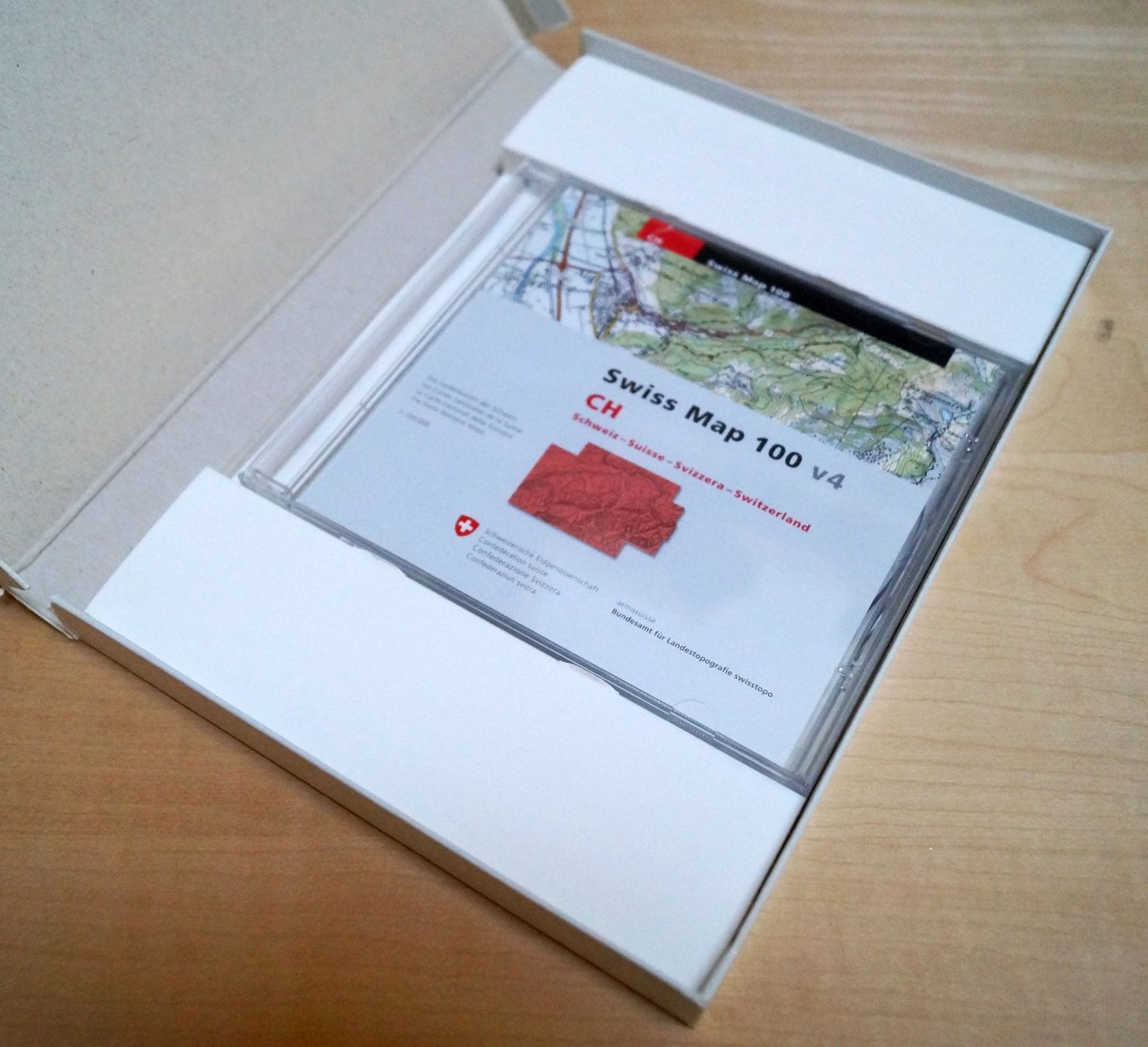 Cartine & Atlanti: Swiss Map 100 v4 1:100'000 – Usato da Lenk im Simmental venduto da Ruedauph 3