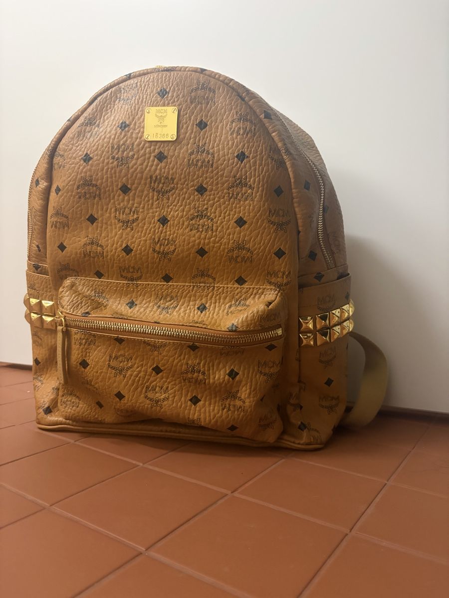 Mcm Zaini: MCM Stark Backpack / Rucksack in Cognac – Usato da Oberrieden venduto da kat_5tv2 1