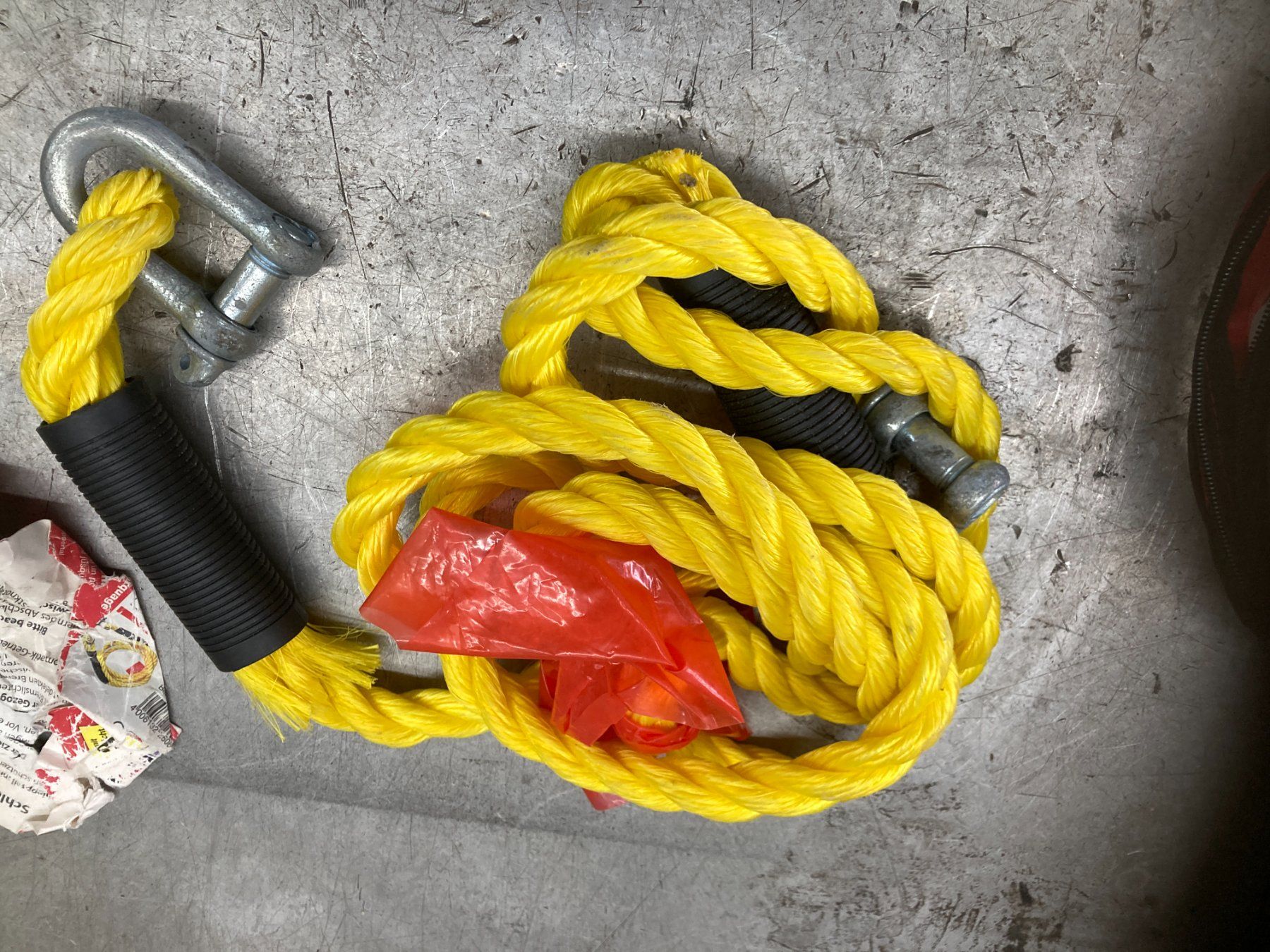 Abschleppseile: Abschleppseil 3`000 KG Pannenhilfe – Gebraucht aus Cham von WB2223 1