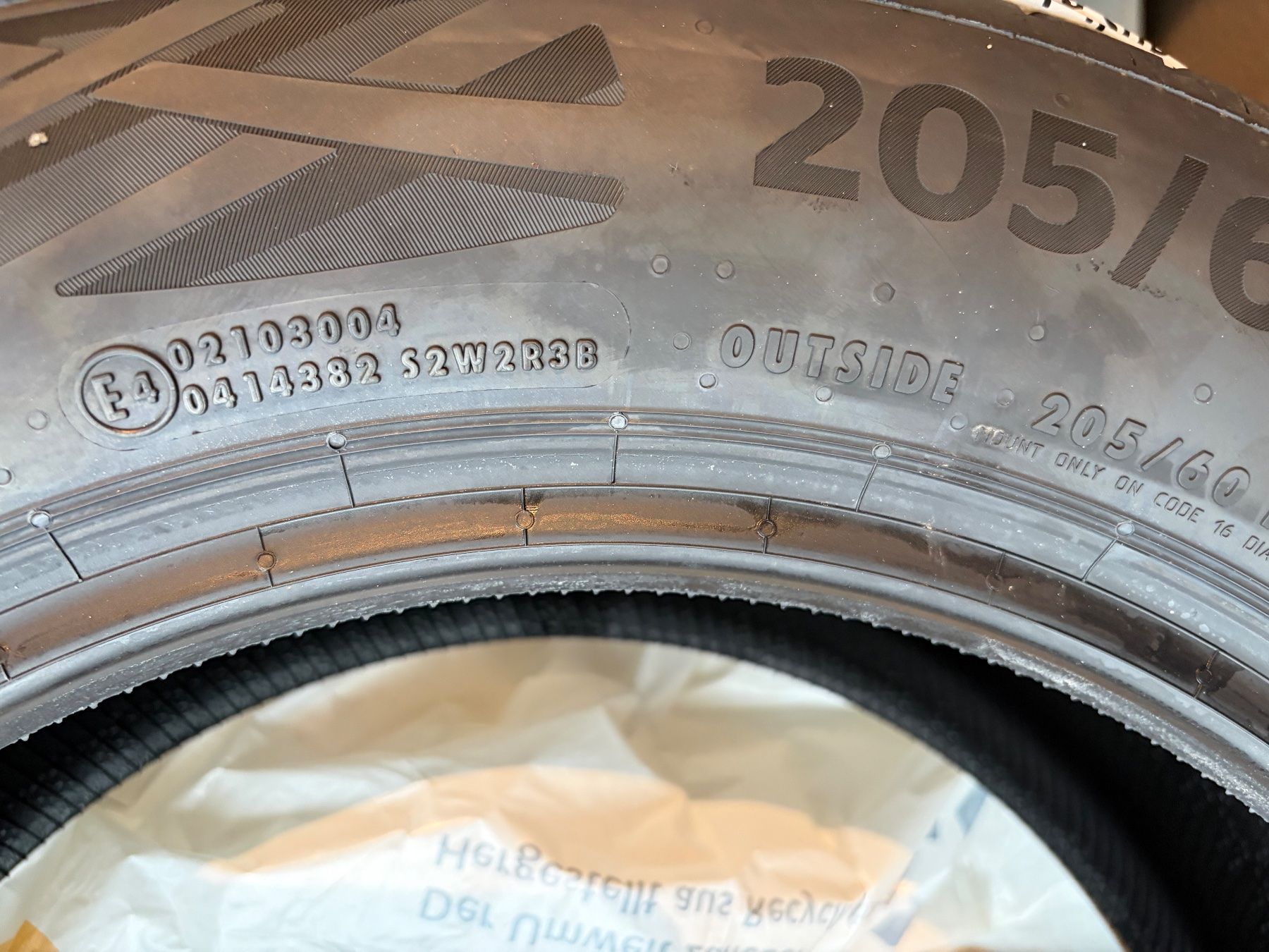 Continental Pneumatici & Ruote complete: Continental Sommerreifen, Neu. – Nuovo e nell'imballaggio originale da Safenwil venduto da Boki8 9