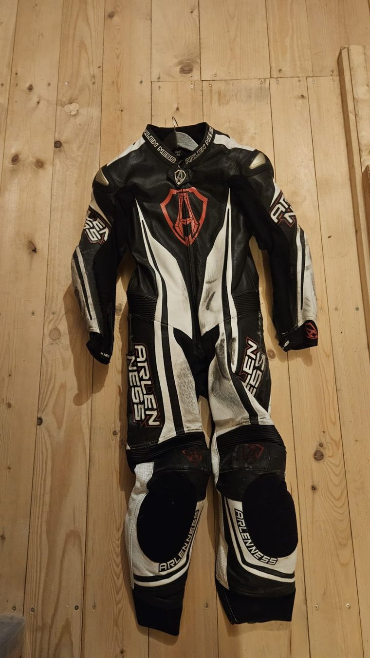 Protezioni & Imbottiture: Arlen Ness Lederkombi GR 48 – Usato da Biembach venduto da bourner123