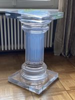 Colonna d'arredo in acrilico trasparente