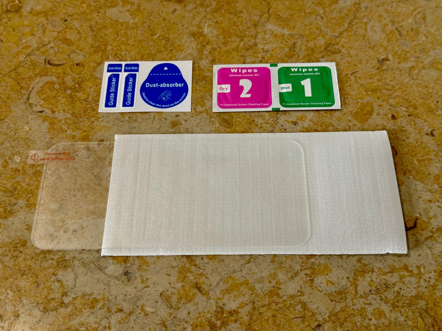 Cover & Protezioni schermo: iPhone 15 Plus - Schutzglas / Panzerglas / Verre trempé – Nuovo e nell'imballaggio originale da Soyhières venduto da Spartan117 1