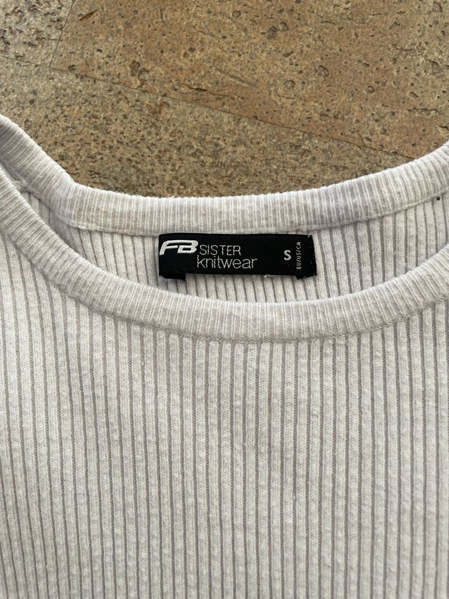 Pullover & Sweatshirts: Longsleeve weiss – Gebraucht aus Liebistorf von ali_tbx8 1