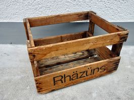 1 alte Holzkiste RHÄZÜNS PASSUGG Kiste Getränkekiste Harass