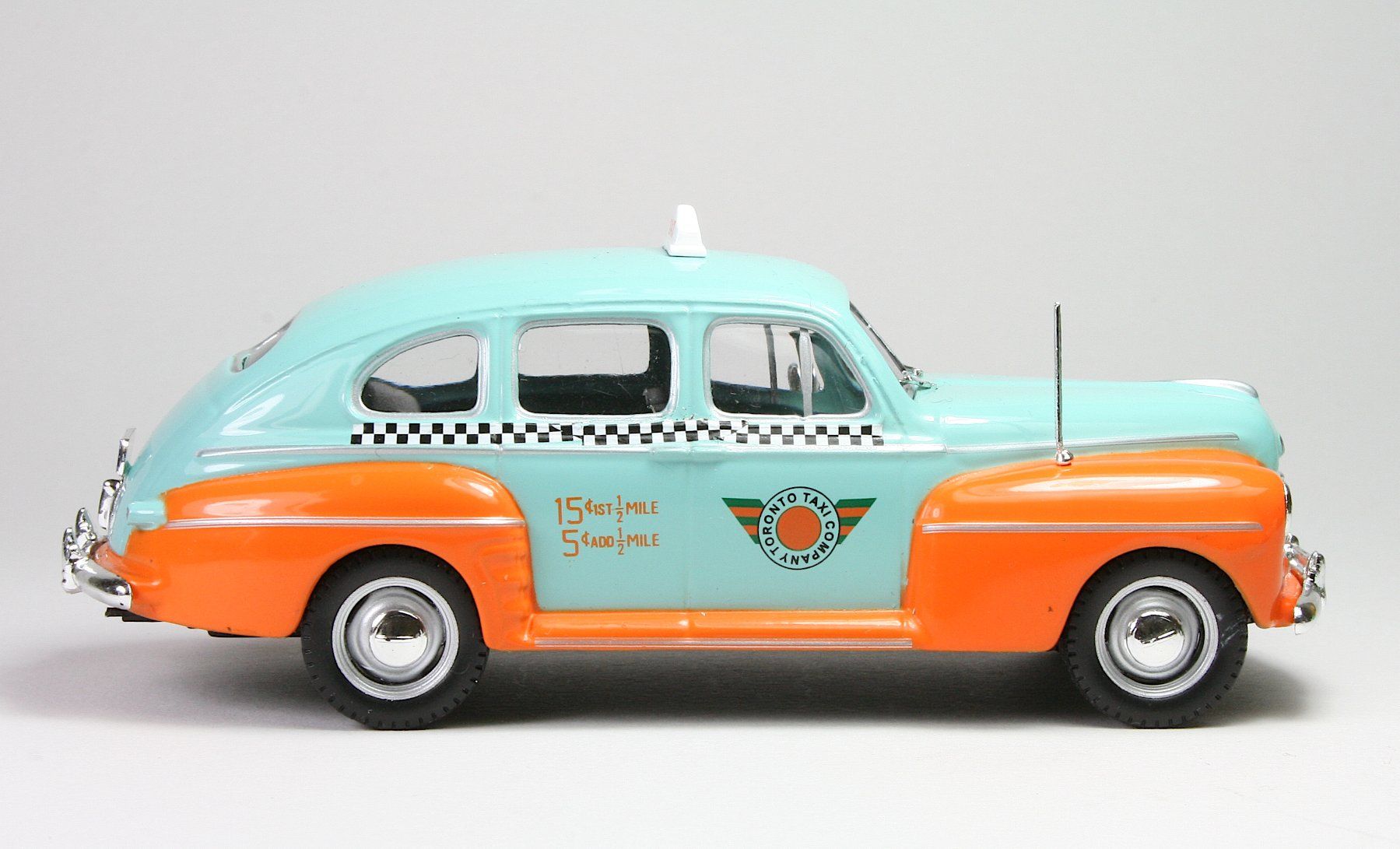 IXO Modellini d'auto: IXO 1948 Ford Taxi Toronto – Usato da Elsau venduto da Peekay8 5