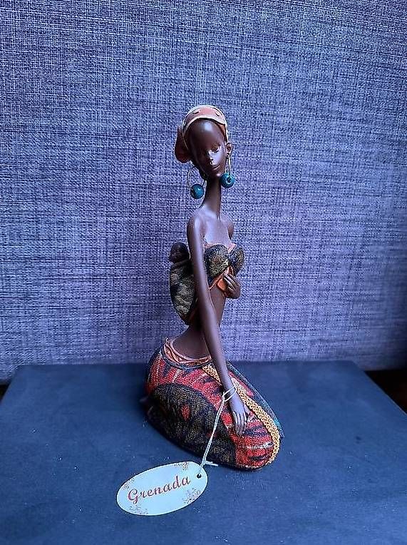 Skulpturen & Statuen: Karibischen Kunsthandwerk-Statue  – Neu und originalverpackt aus Zürich von gol_jc2x