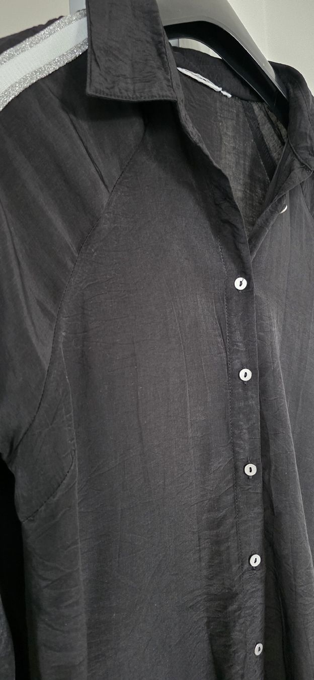 Camicette: Chemise longue noire – Usato da Yverdon-les-Bains venduto da van_dq65 7