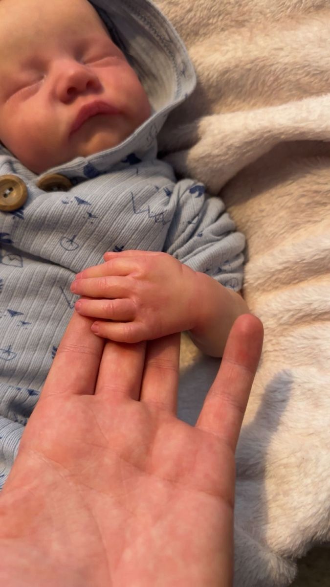 Reborn Puppen: Reborn – Neu (gemäss Beschreibung) aus Unterentfelden von van_m8g7 6