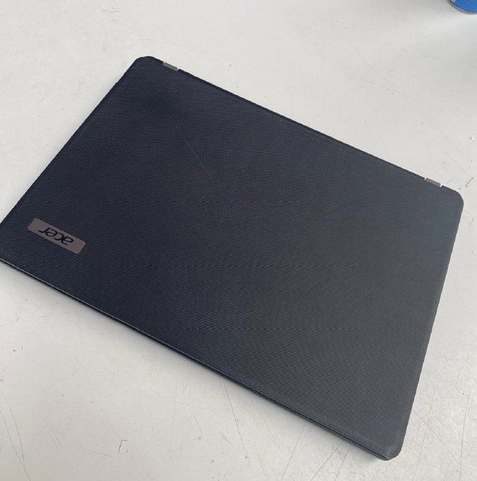 Acer Notebooks: 1000x Acer Travelmate P214 – Gebraucht aus Ried (Muotathal) von tz2_zfk6