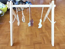 Holzspielbogen