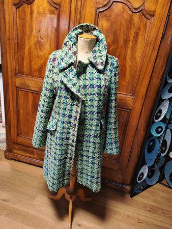 Manteau en tweed coloré - Style unique.
