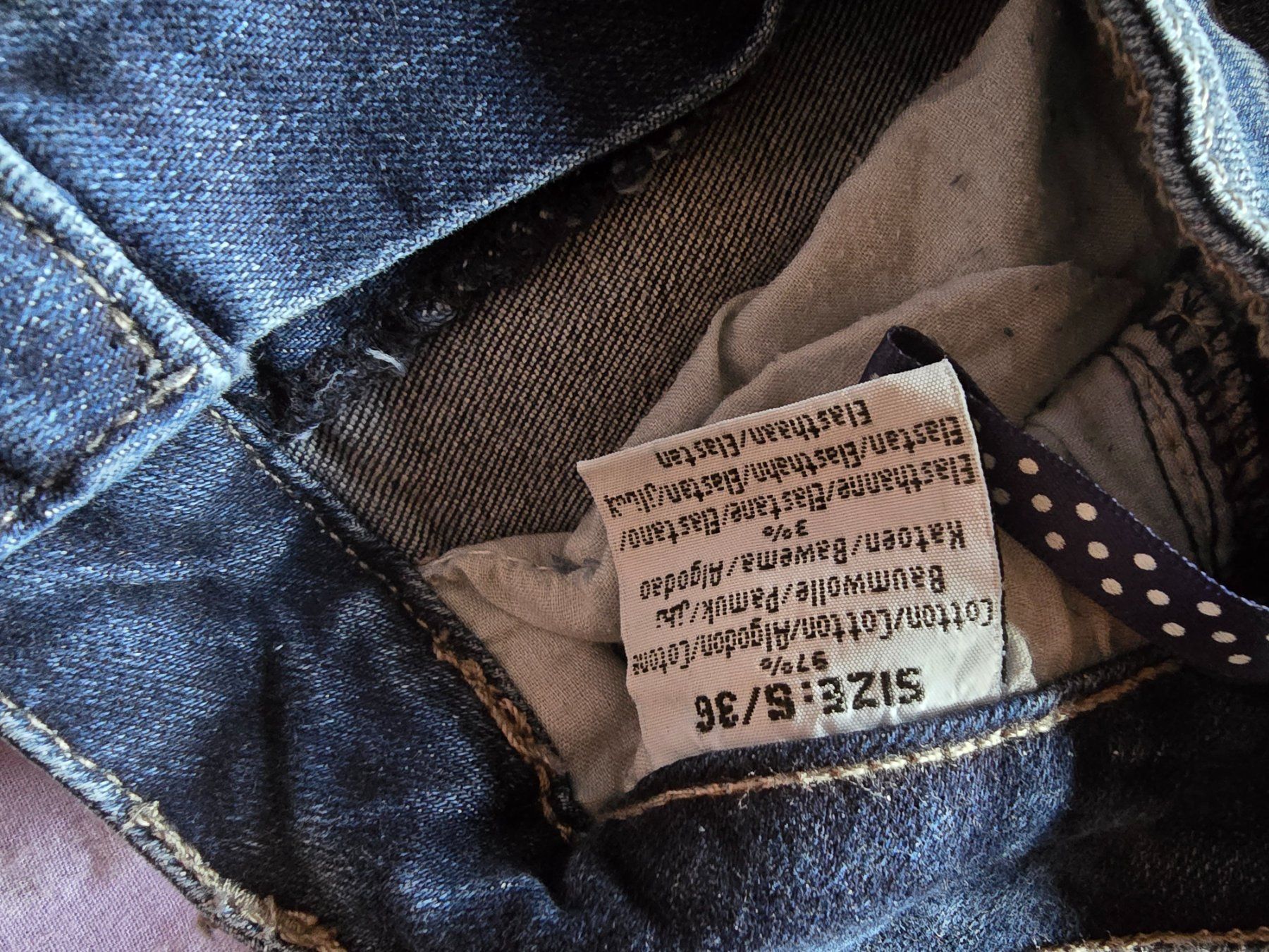 Jeans: Jeans – Gebraucht aus Frutigen von Amber19617 2