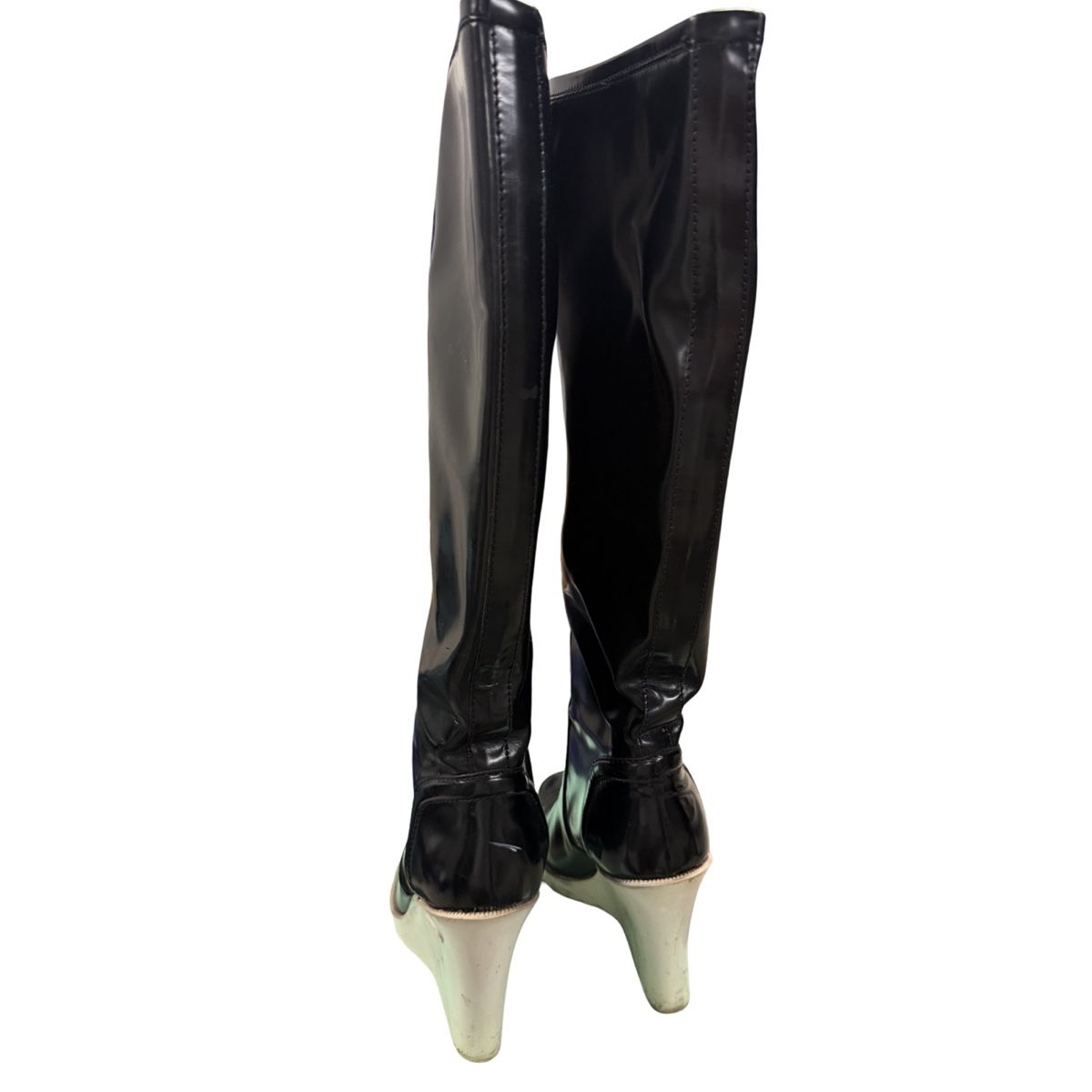 Gucci Damenschuhe: Gucci black wedge boots size 39 – Gebraucht aus Bursinel von rud_9mxh 2