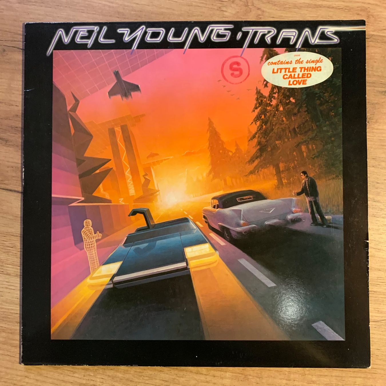 Dischi in vinile: NEIL YOUNG - TRANS...OG EU 1982...VG+/VG+ – Usato da Gals venduto da Diskopatshop