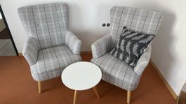 2 Sessel kariert grau weiss guter Zustand