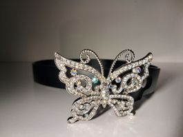 Schwarzer Ledergürtel mit Schmetterling-Schnalle, Gr. 95
