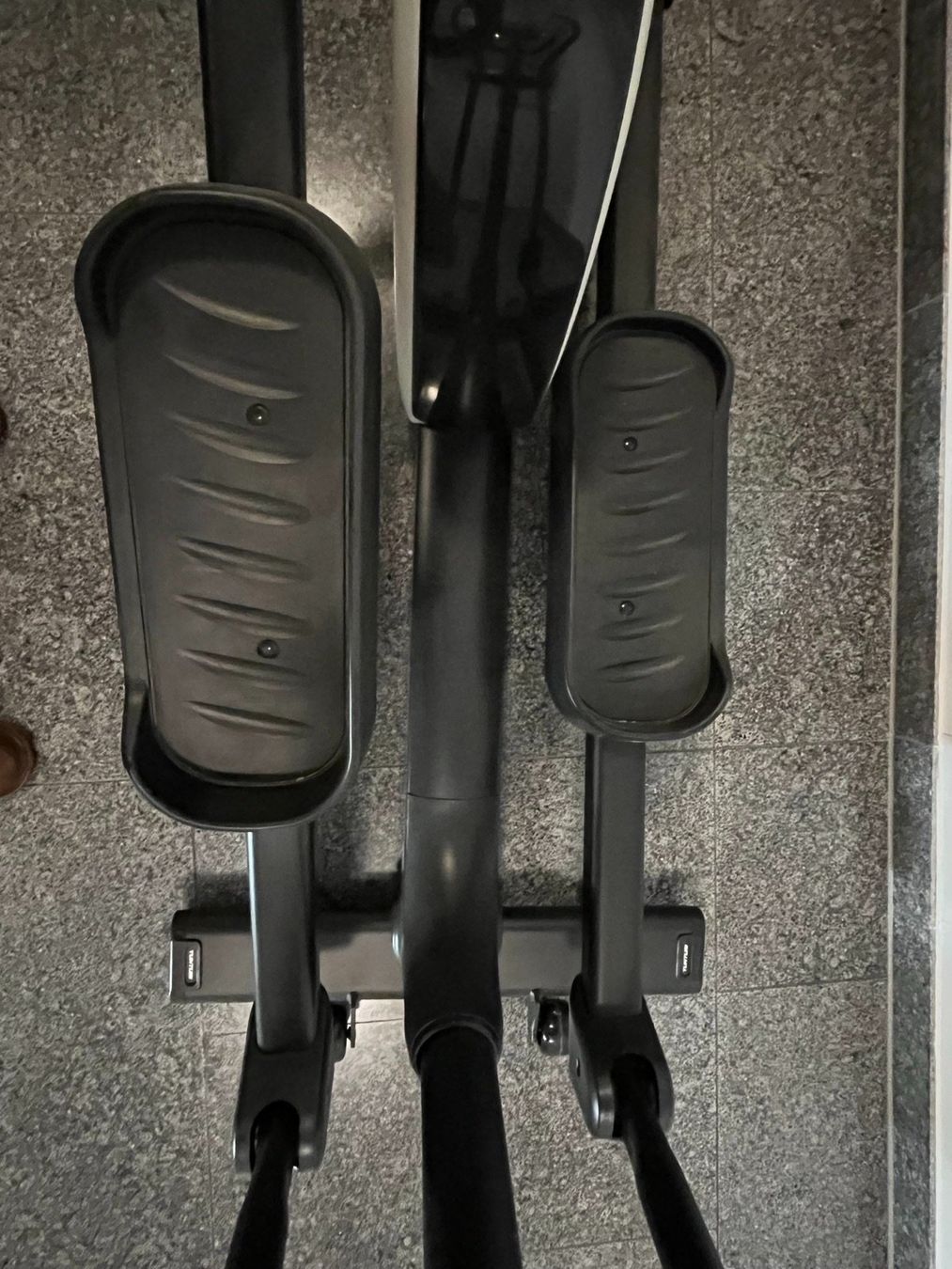 Tunturi Hometrainer: Selten benutzter Tunturi Crosstrainer C80 – Gebraucht aus Küsnacht ZH von myr_q5mc 8
