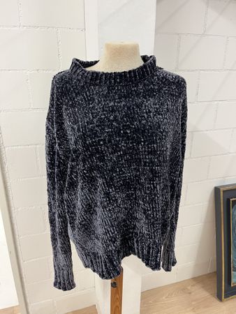grauer Fleecepulli