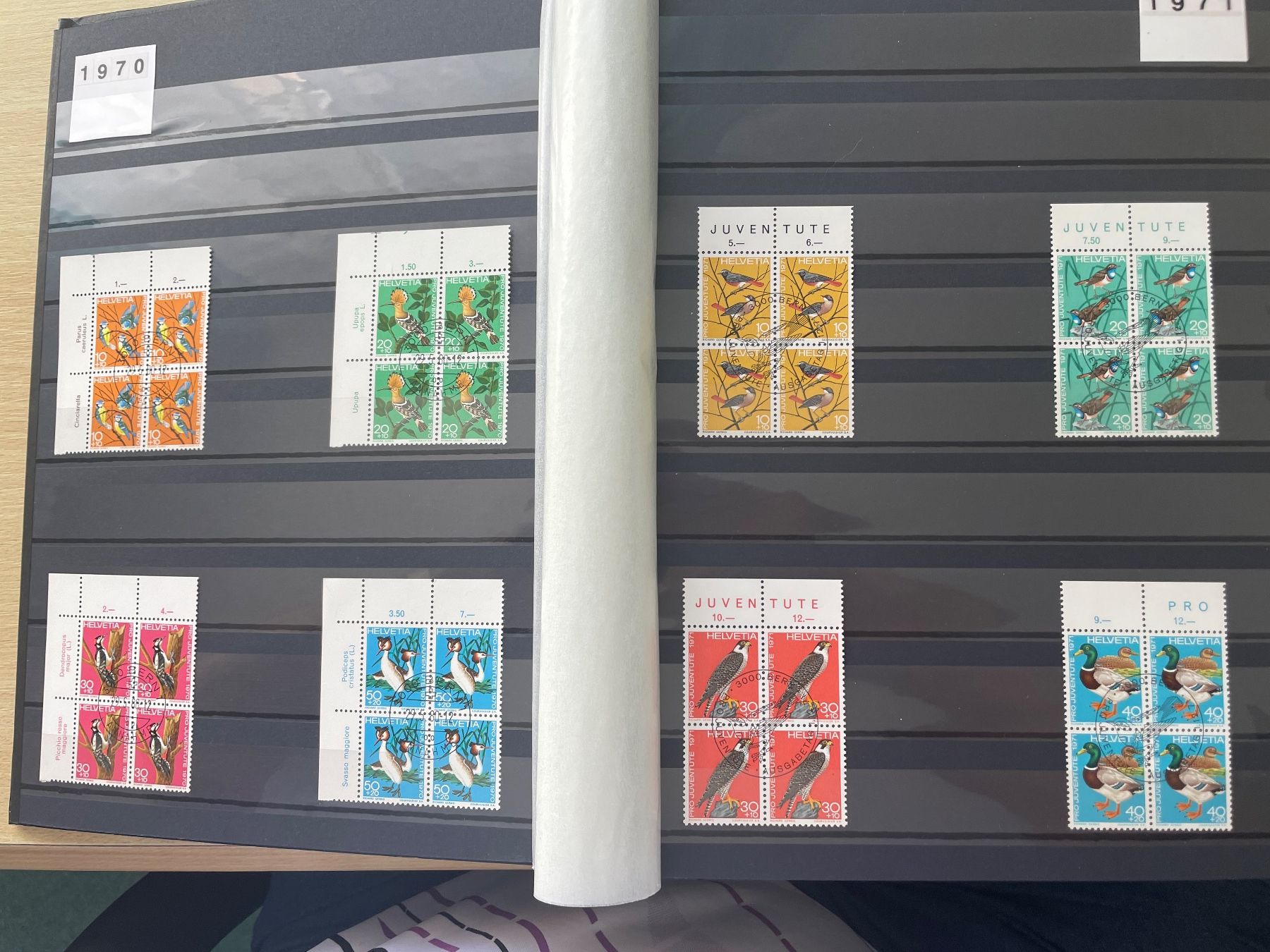 Tous les timbres: 40 séries PJ complètes dès 25.- – D'occasion à Sonceboz-Sombeval par Comment2 8