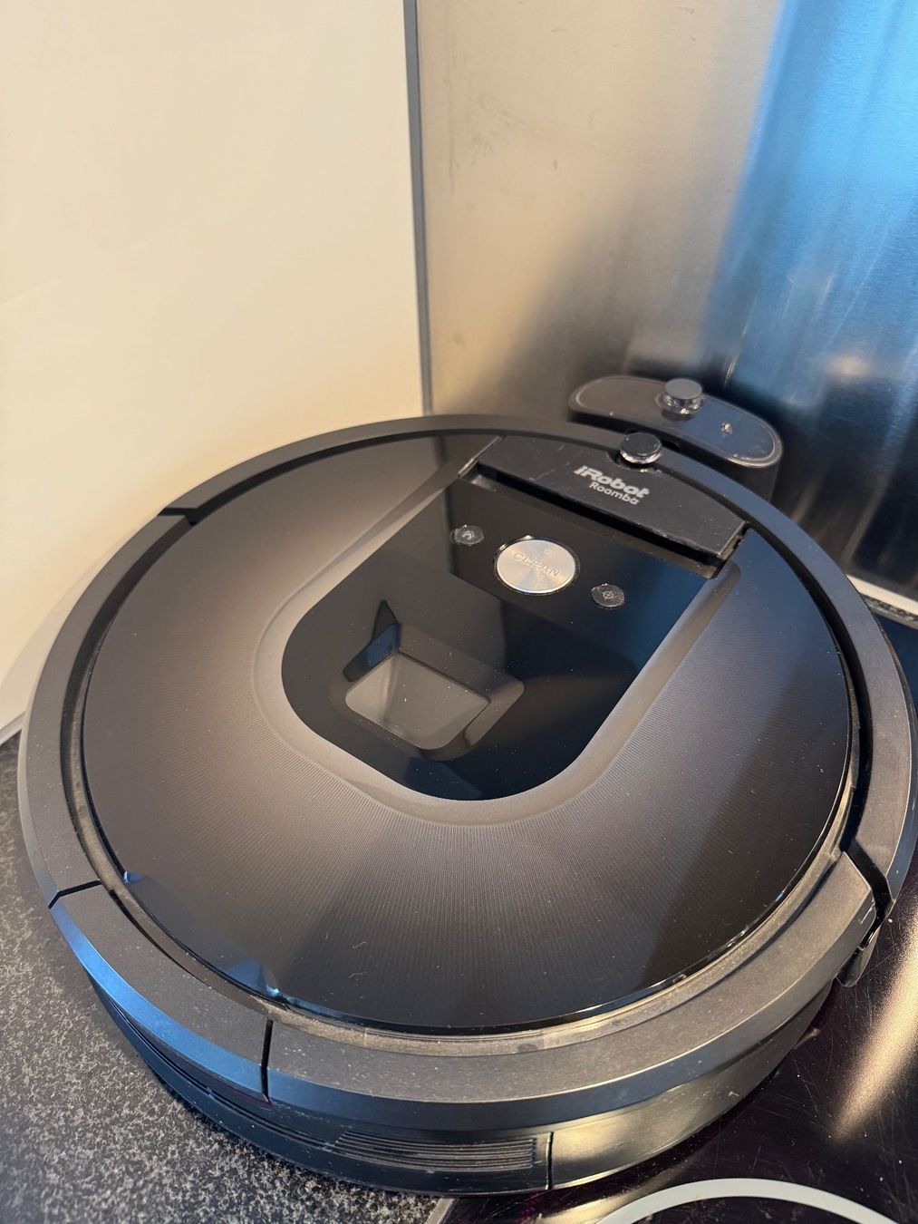 Irobot Aspirapolveri & Accessori: iRobot Roomba 980 Saugroboter – Usato da Attikon venduto da SiLves 4