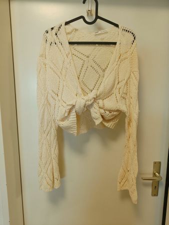 Pull&Bear Strickjäckchen Creme Gr. M | Cozy Chic