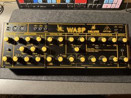 Behringer Wasp