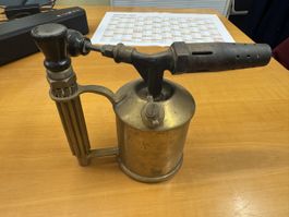 Antike Lötlampe aus Messing, Sammlerstück, Rarität