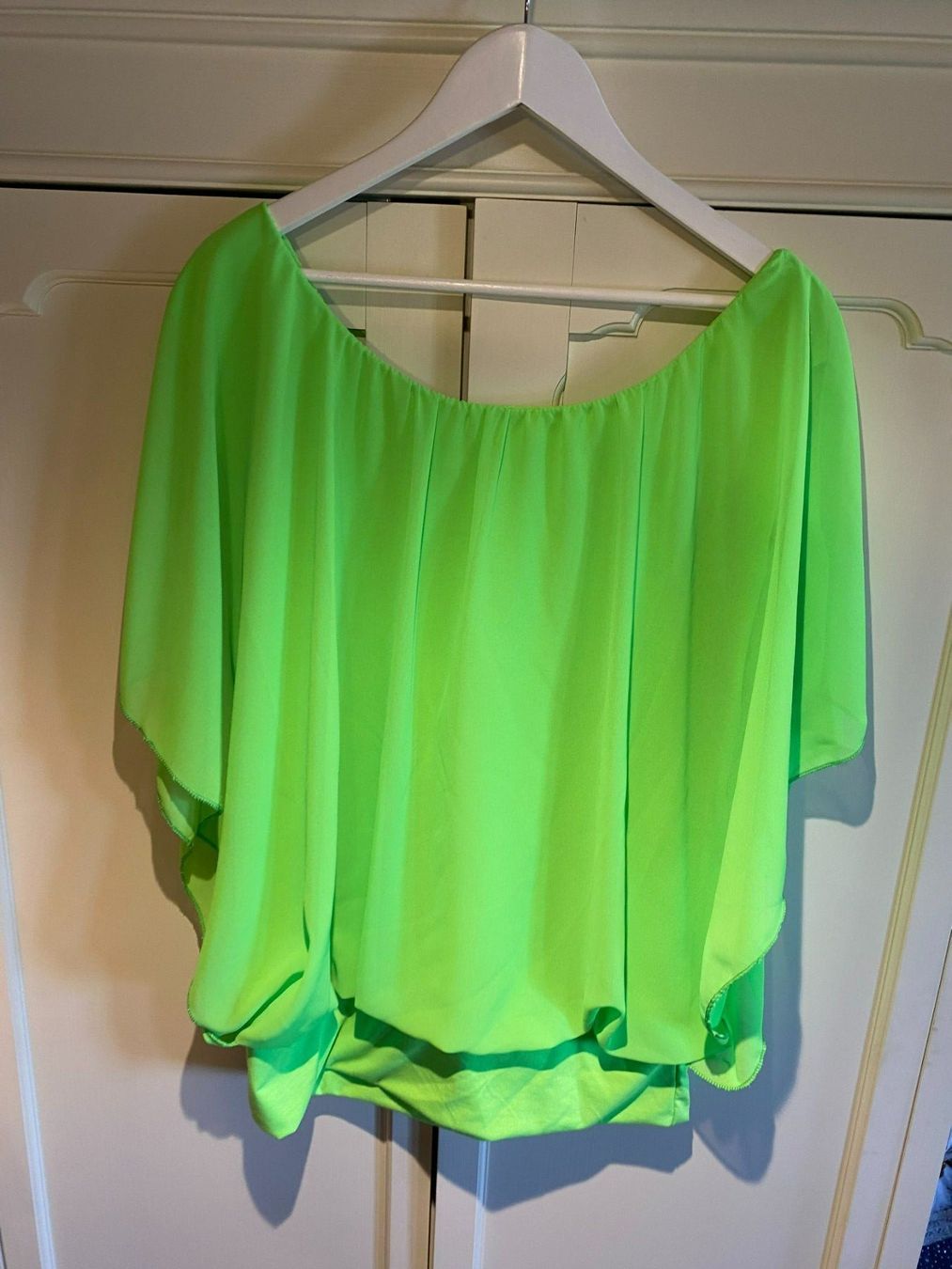 Vestiti: BLUSENKLEID NEON GRÜN-DAMEN – Nuovo e nell'imballaggio originale da Meienried venduto da ManuelaBoutique 5