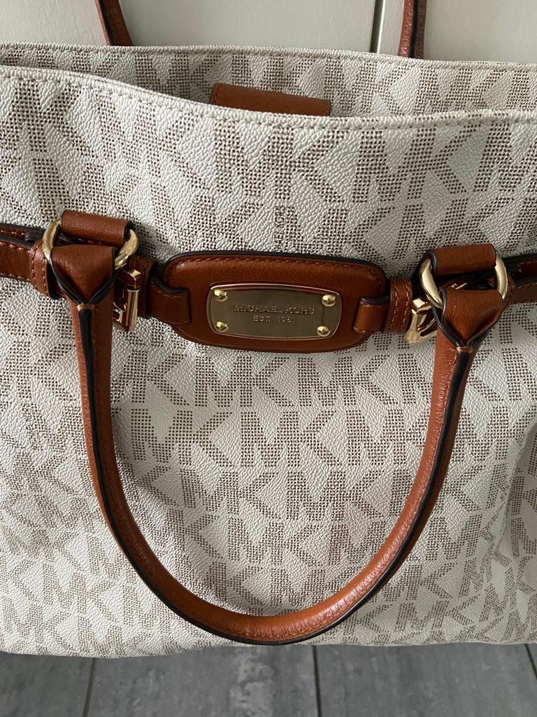 Michael Kors Borse da donna: Michael Kors Umhängetasche – Usato da Thalwil venduto da Briscolina 3