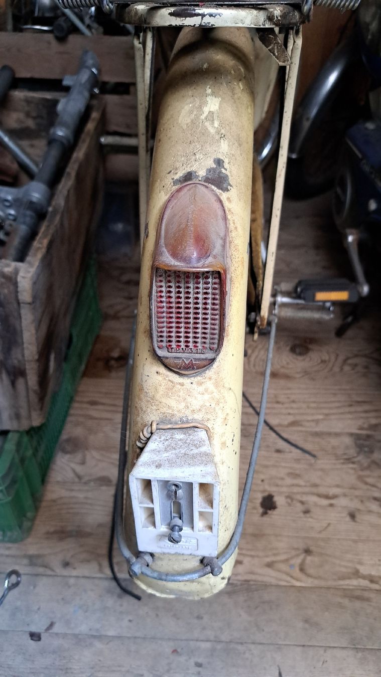 Ciclomotori: motobécane bg43s – Difettoso da Avry-sur-Matran venduto da Bray94 7