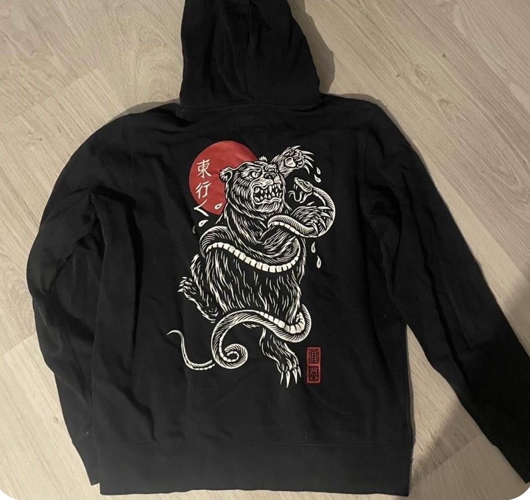 Pullover & Sweatshirts: sweat-shirt noir  – Gebraucht aus Ardon von loanneroch 2