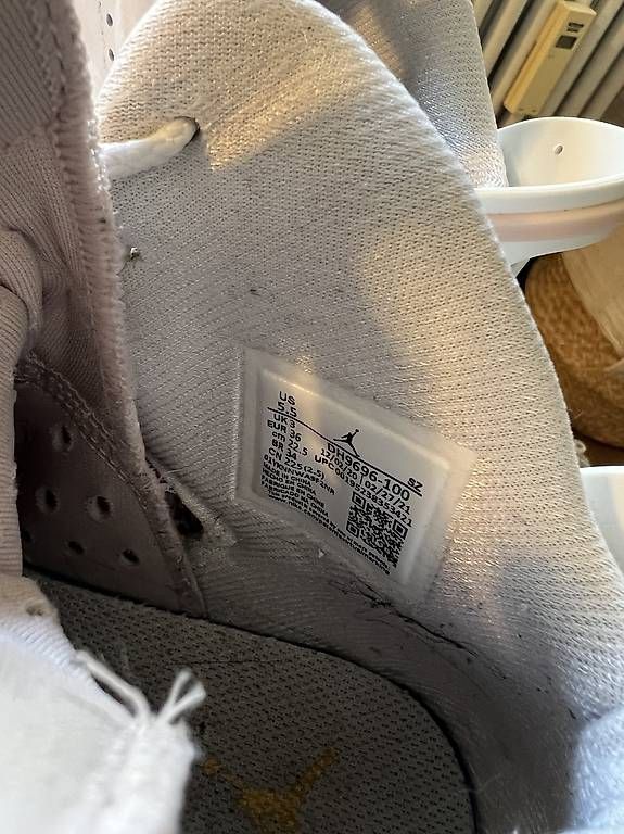 Scarpe da uomo: Air Jordan 6 Gold Hoops – Usato da Gerlafingen venduto da GianGian 3