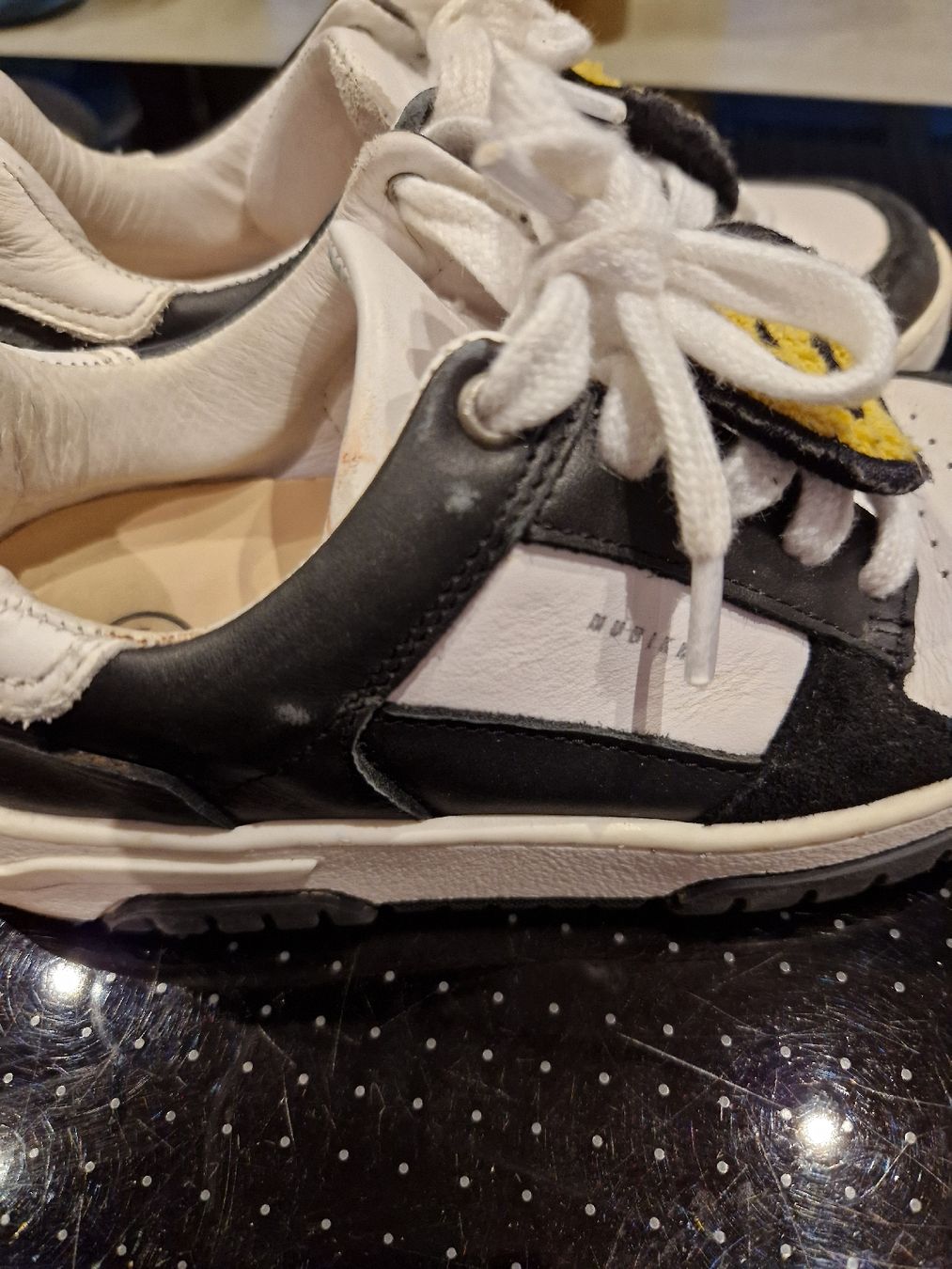 Scarpe da uomo: Nubik Sneakers 30 - 100% Leder – Usato da Zug venduto da Bibibo 3