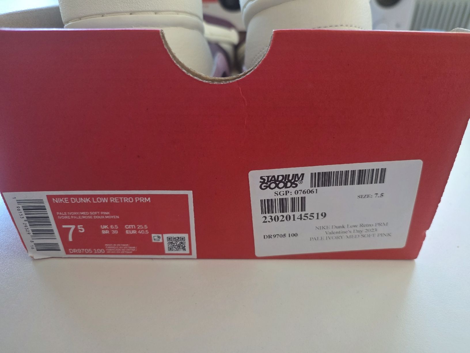 Nike Scarpe da uomo: NIKE Dunk Low 'Valentine's Day' – Nuovo e nell'imballaggio originale da Genève venduto da tacoma08 4