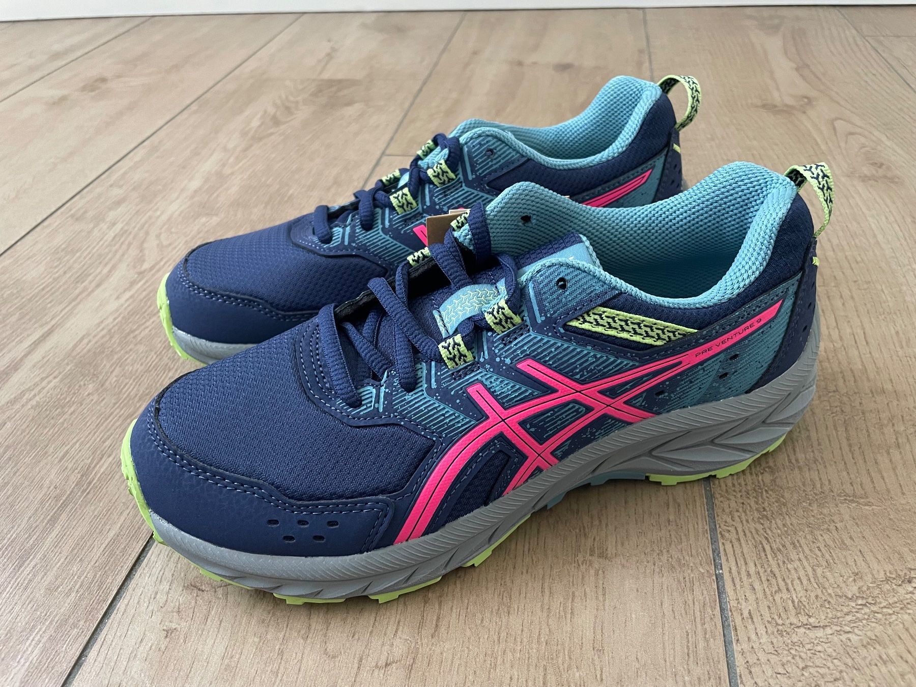 Asics Scarpe per ragazzi: Asics Pre Venture 9 Gr. 37.5 NEU – Nuovo e nell'imballaggio originale da Waltenschwil venduto da hansnine