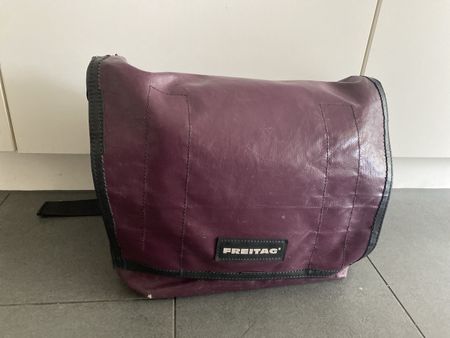 Freitag Tasche aubergine (Farbe selten)