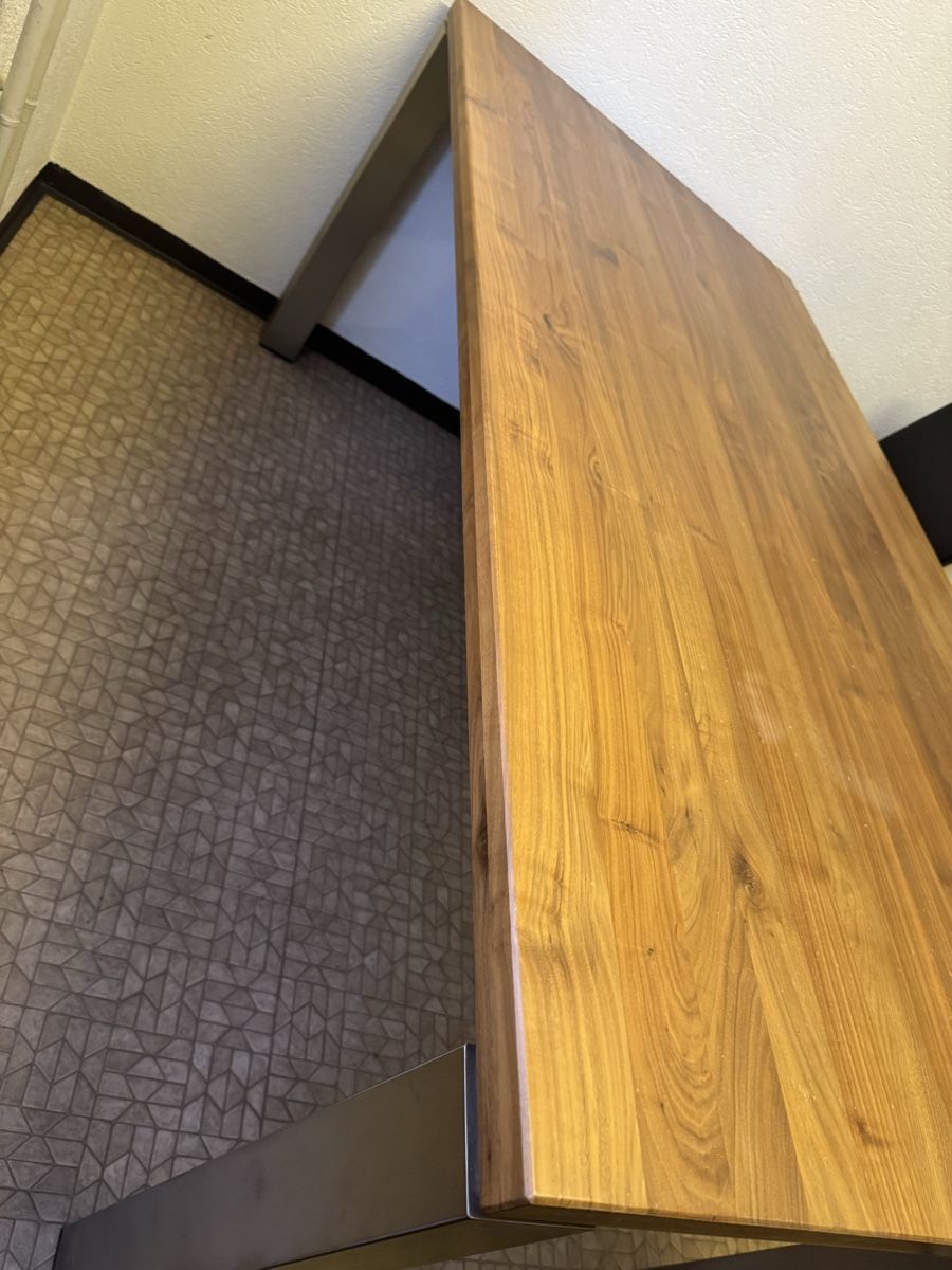 Tables: Esstisch Holz Metall – D'occasion à Uitikon Waldegg par LoriCor 1