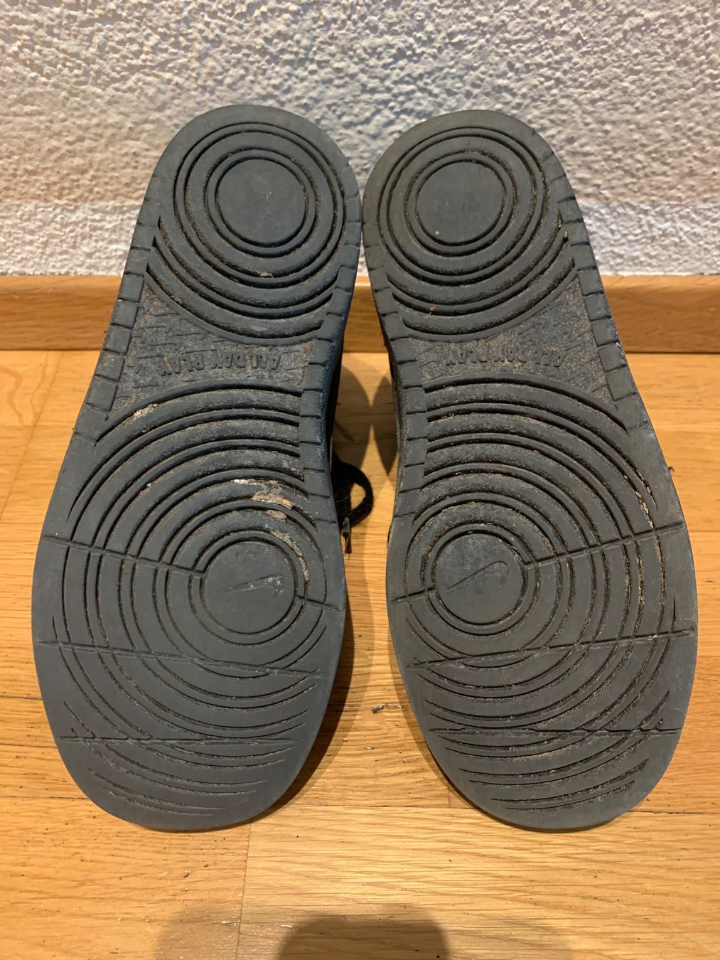Nike Herrenschuhe: Nike Winterschuh Junge Gr. 36 – Gebraucht aus Bülach von engeli92 3