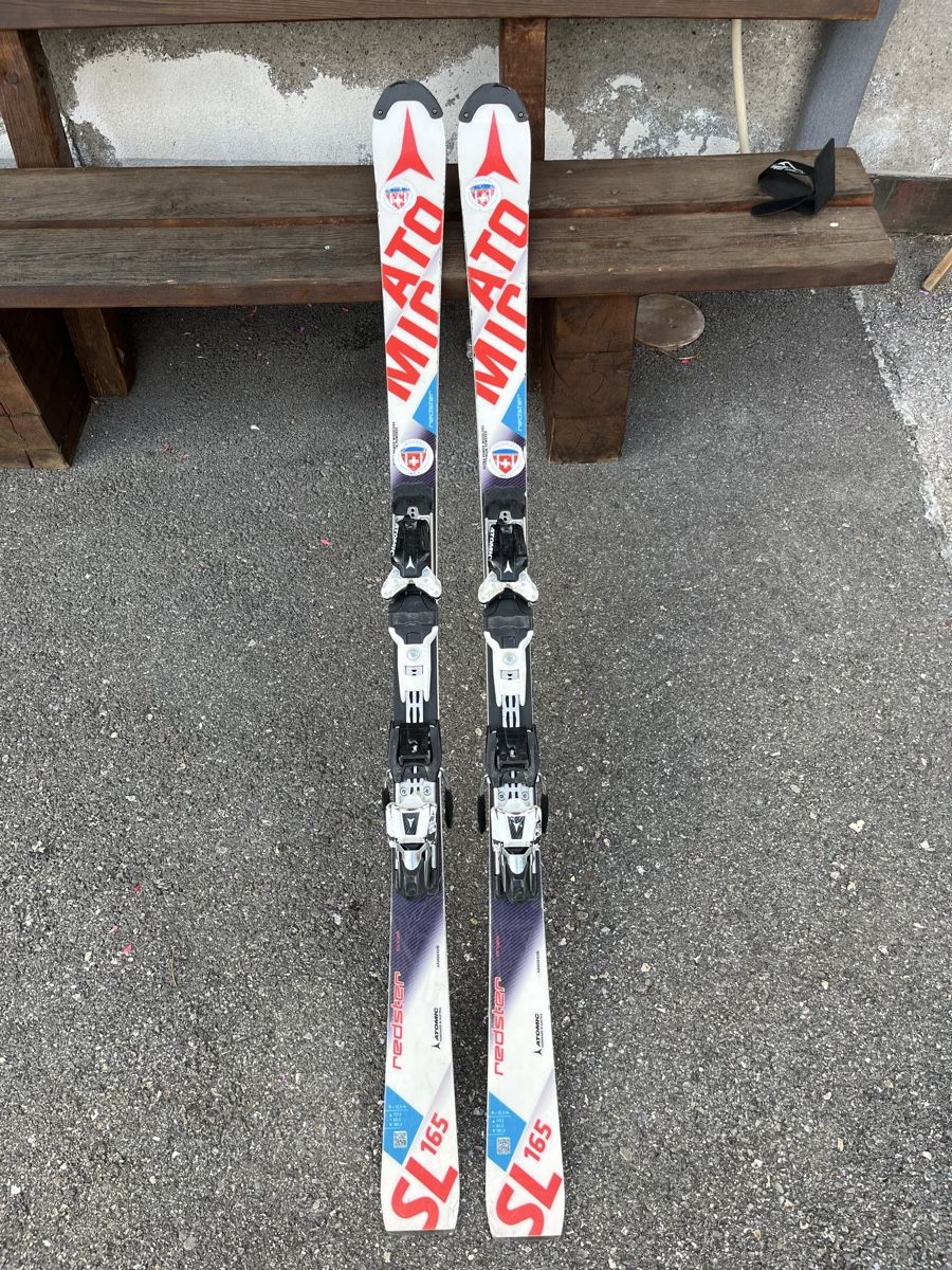 Atomic Sci: Ski slalom Atomic redster FIS – Usato da Evolène venduto da Romaine_P.
