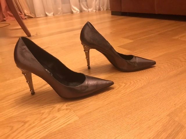 Damenschuhe: Chaussures , 38 , cuir , Biond – Gebraucht aus Boudry von JulieG13