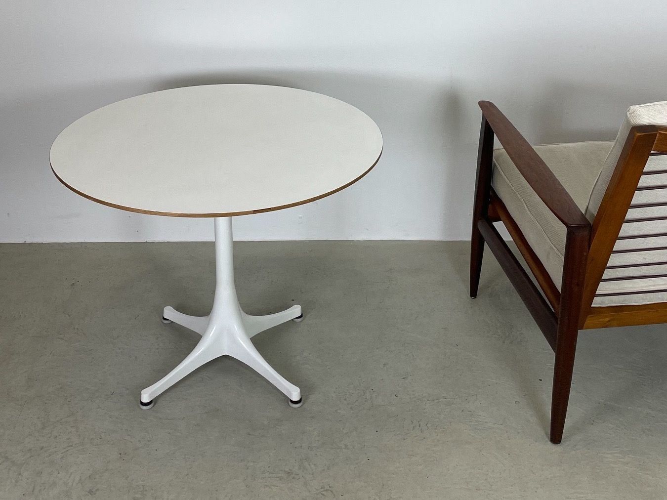 Herman Miller Tavoli: George Nelson Sofatisch Herman Miller – Usato da Basel venduto da MidMod20C 6