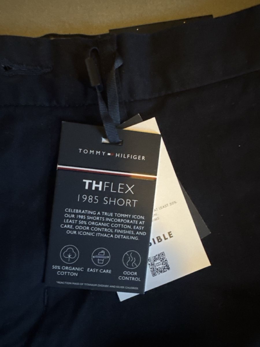 Tommy Hilfiger Pantaloni: Tommy Hilfiger THFlex 1985 Short Gr28 W – Nuovo (secondo la descrizione) da Gais venduto da Kaltundheiss 1