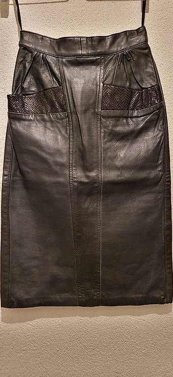 Gonne: Vintage Echtleder Rock Gr. XS – Usato da Basel venduto da kri_wd99 1