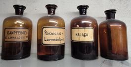 Apothekerflaschen mit Etiketten braunes Glas in Rüti ZH